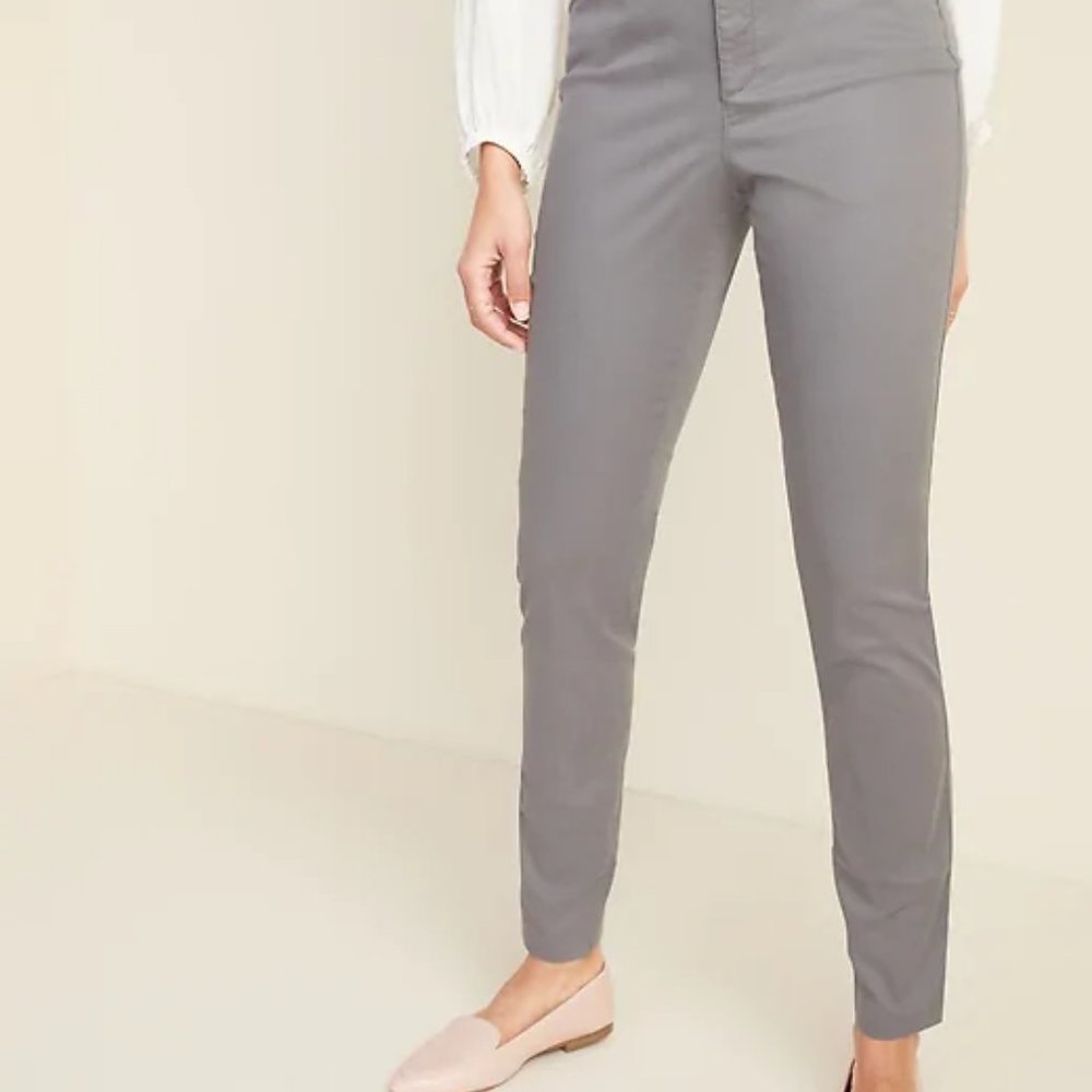 Mid-Rise Pixie Ankle Chinos